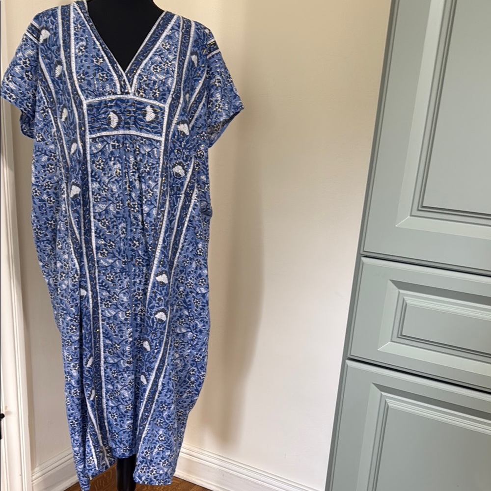 Emerson Fry Blue Floral V‑Neck Midi Dress